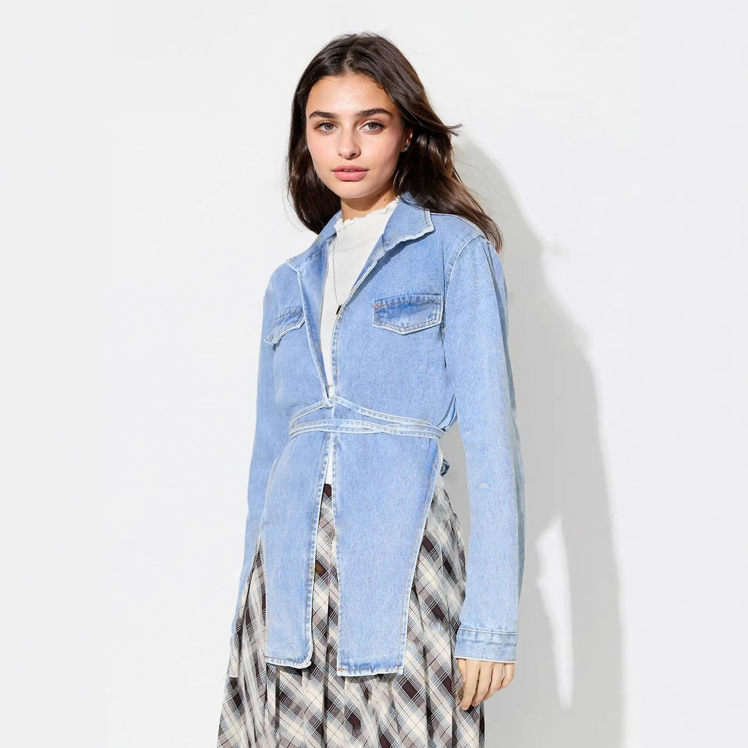 Kvinnors jeansjacka i modern oversize-stil med en cropped skärning och praktiska fickor Mirla-Eva Jonsson