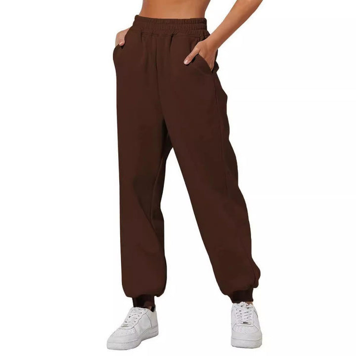 Kvinnors joggingbyxor med elastisk midja och sidofickor Mirla-Eva Jonsson