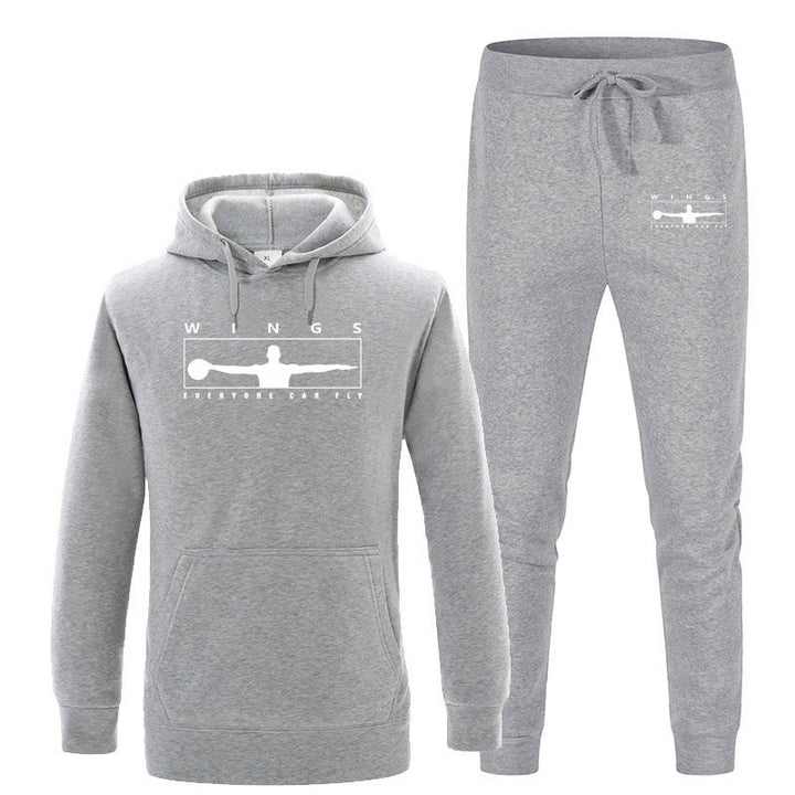 Kvinnors joggingset med modern logotyp och bekväma kängurufickor Mirla-Eva Jonsson