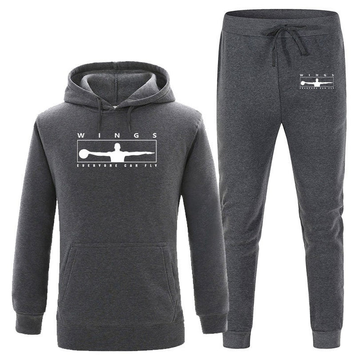 Kvinnors joggingset med modern logotyp och bekväma kängurufickor Mirla-Eva Jonsson