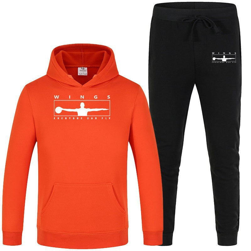 Kvinnors joggingset med modern logotyp och bekväma kängurufickor Mirla-Eva Jonsson
