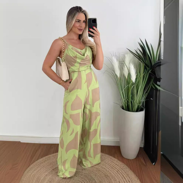 Kvinnors jumpsuit med elegant vattenfallskrage och vida ben Mirla-Eva Jonsson