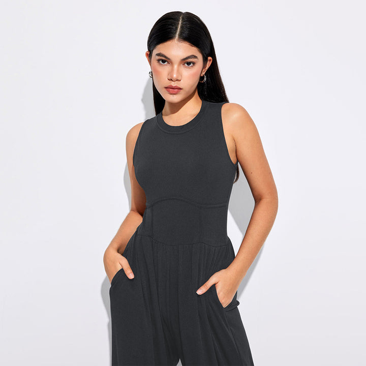 Kvinnors jumpsuit med hög midja och praktiska sidofickor Mirla-Eva Jonsson