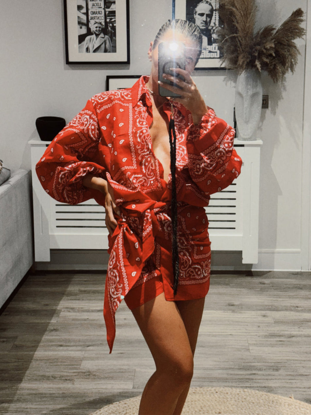 Kvinnors kimonojacka med elegant bandana-look och justerbar design-Eva Jonsson