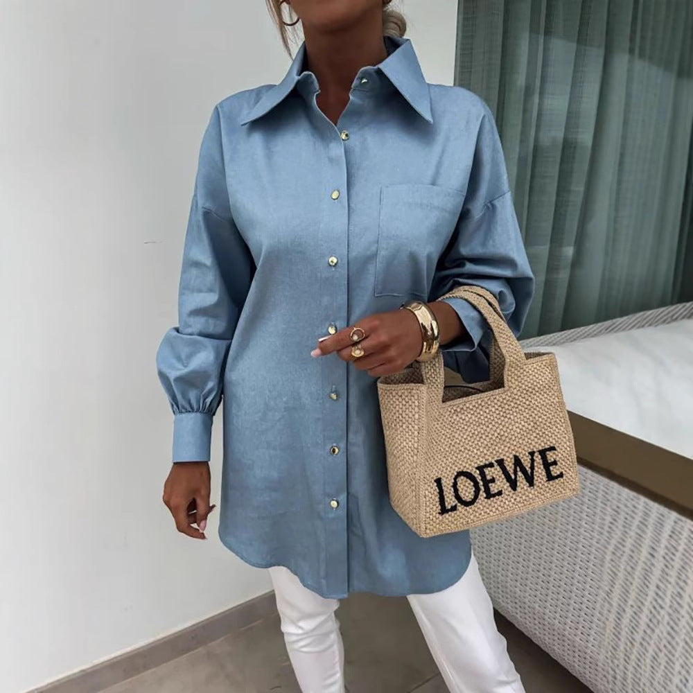 Kvinnors klassiska oversized blus med knappdetaljer och bröstficka Mirla-Eva Jonsson