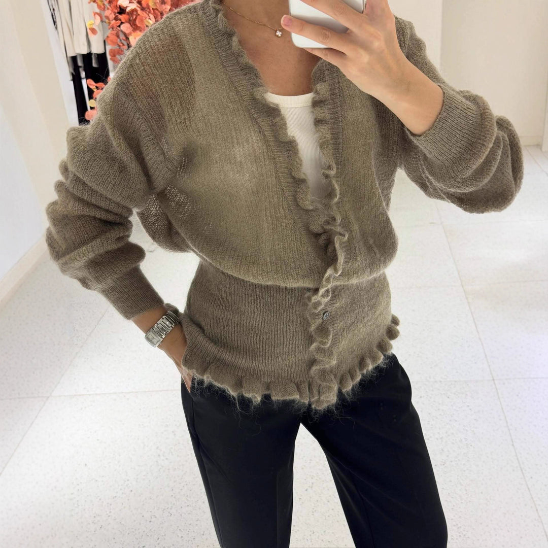 Kvinnors kofta med lekfull ruffle-design Mirla-Eva Jonsson
