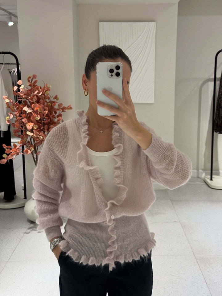 Kvinnors kofta med lekfull ruffle-design Mirla-Eva Jonsson