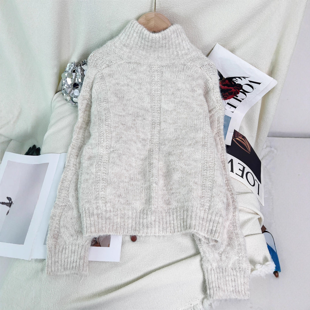 Kvinnors kofta med texturerad kabeldesign Mirla-Eva Jonsson