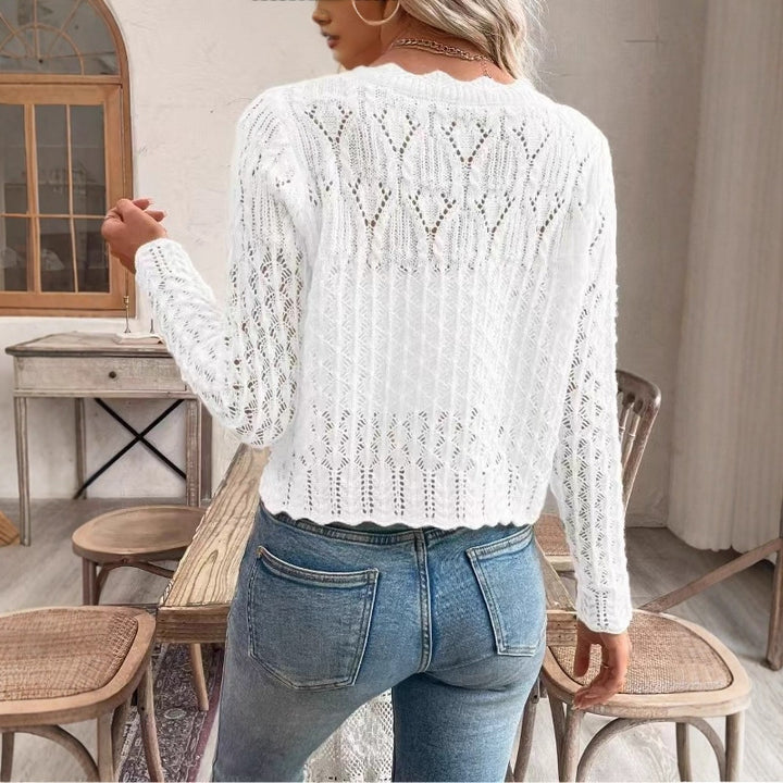 Kvinnors kofta med unik crochetsstruktur och knapplös design Mirla-Eva Jonsson
