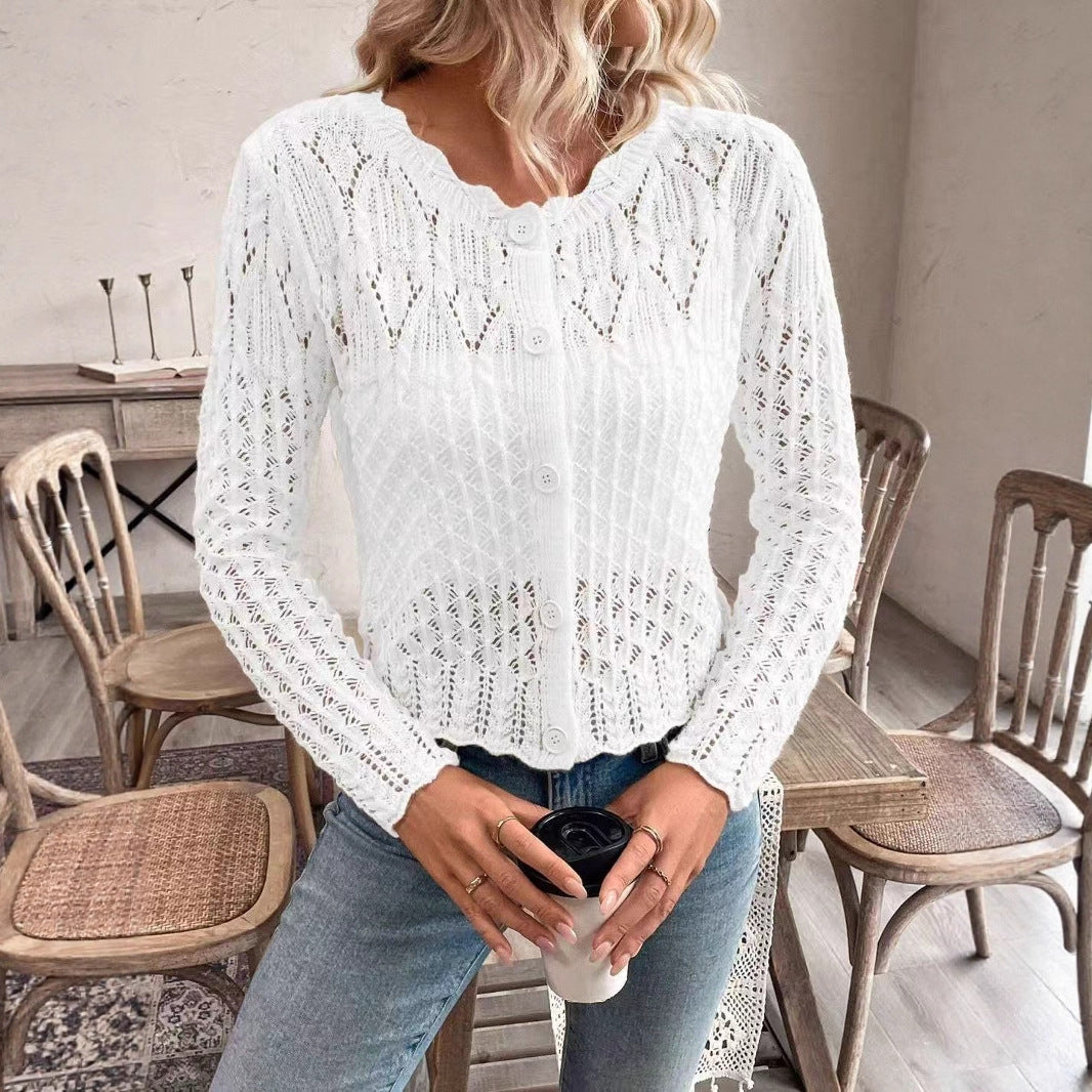 Kvinnors kofta med unik crochetsstruktur och knapplös design Mirla-Eva Jonsson