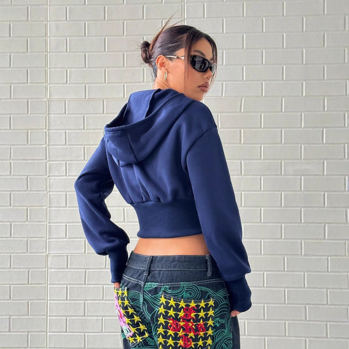 Kvinnors kort hoodie med dragkedja och breda ärmar Mirla-Eva Jonsson