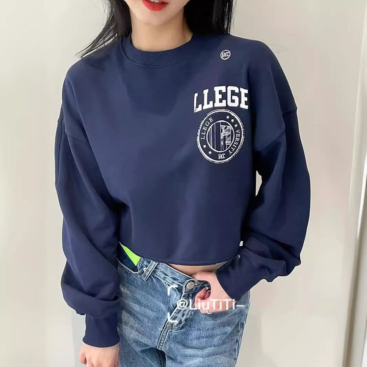 Kvinnors korta sweatshirt med överstor passform Mirla-Eva Jonsson