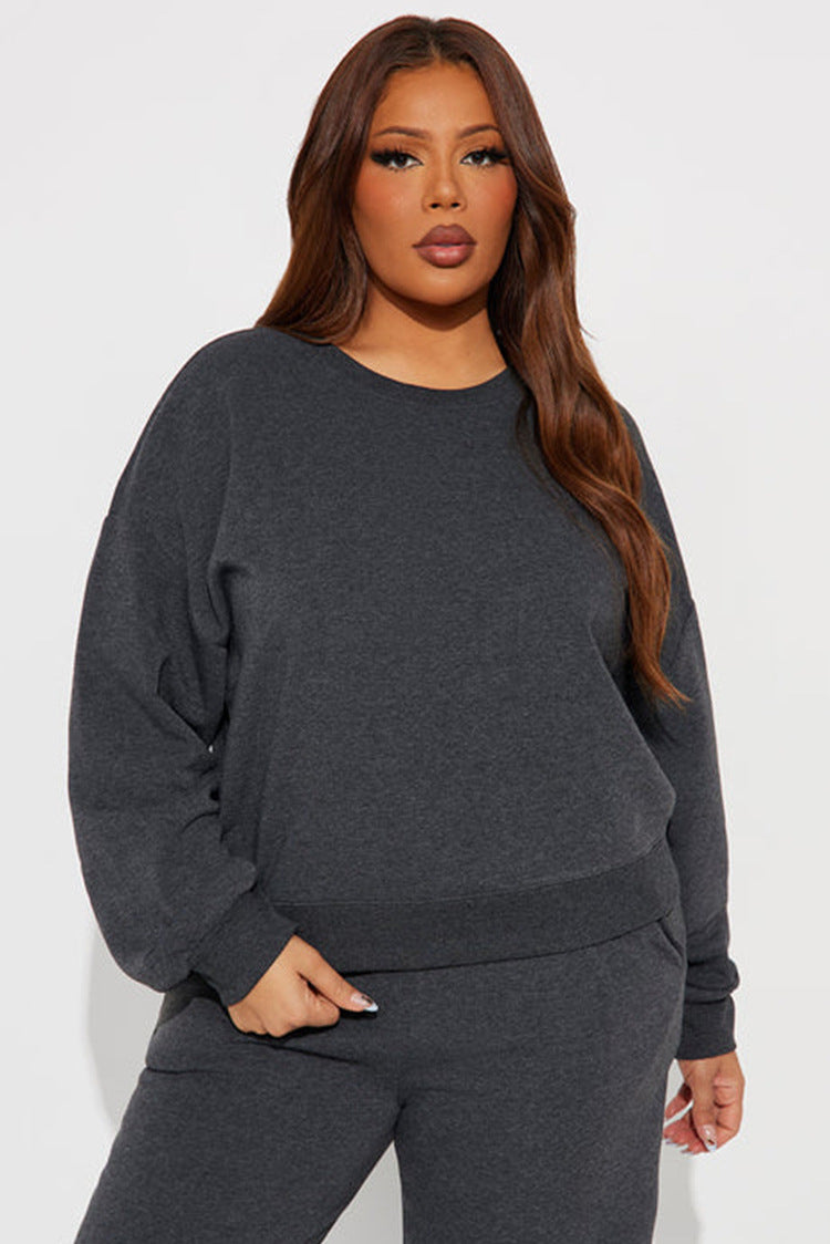 Kvinnors kortad sweatshirt med sänkt axel och bred fåll Mirla-Eva Jonsson