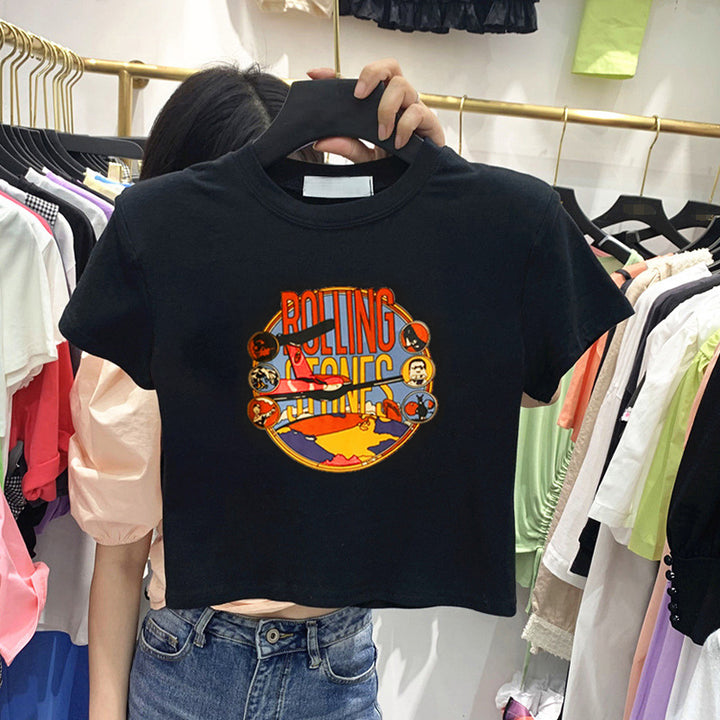 Kvinnors kortärmad T-shirt med kreativt tryckdesign och lös passform-Eva Jonsson