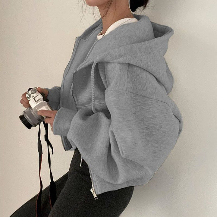 Kvinnors kortärmad hoodie med dragkedja och avslappnad stil-Eva Jonsson