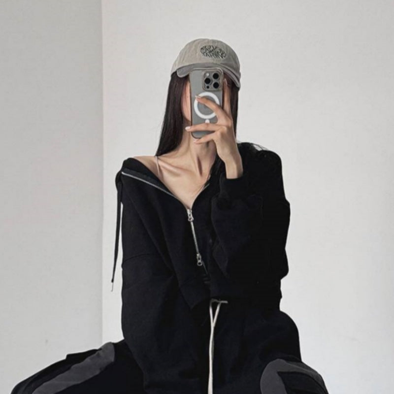 Kvinnors kortärmad hoodie med dragkedja och elastiska ärmslut Mirla-Eva Jonsson