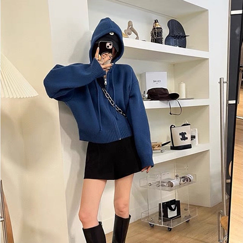Kvinnors kortärmad hoodie med full dragkedja och huva Mirla-Eva Jonsson