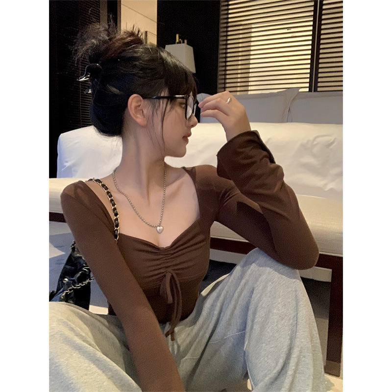Kvinnors kortärmad långärmad skjorta med iögonfallande knutdetalj Mirla-Eva Jonsson