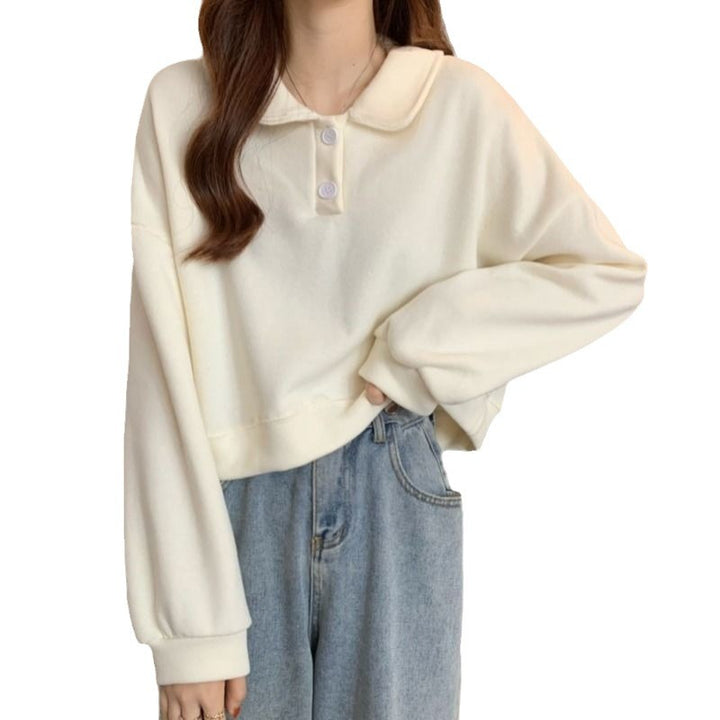 Kvinnors kortärmad sweatshirt med moderiktig krage och dekorativa knappar-Eva Jonsson