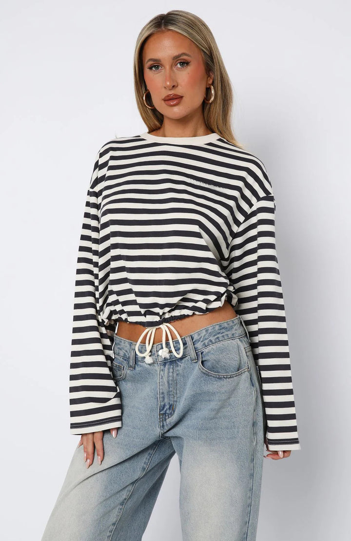 Kvinnors kortärmad sweatshirt med ränder och elastisk midja Mirla-Eva Jonsson
