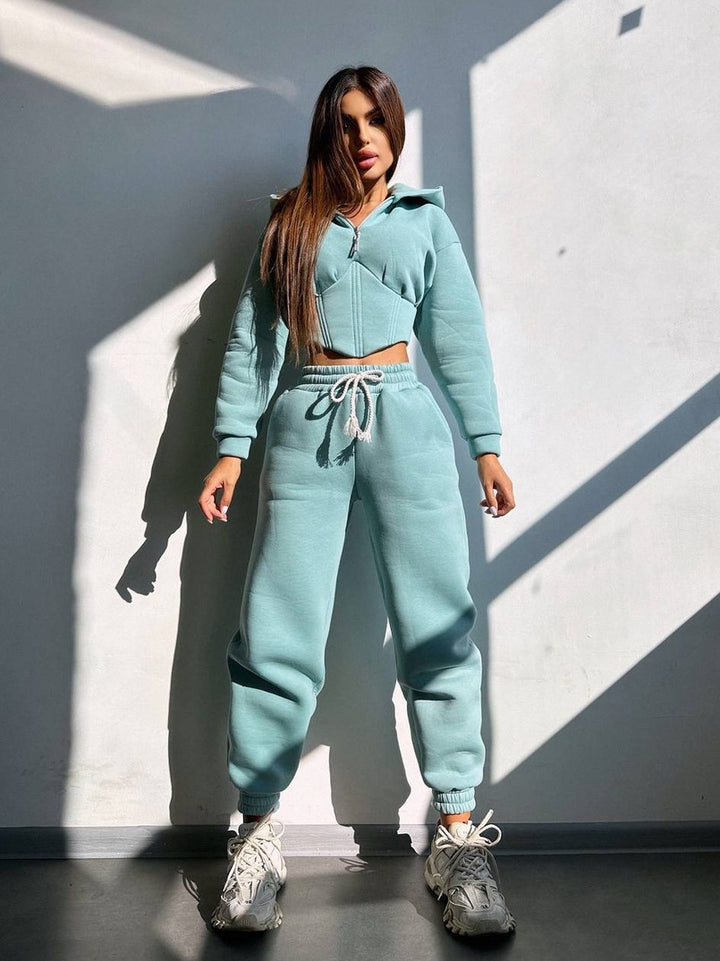 Kvinnors kortärmad sweatshirt-set med hög krage och justerbart midjeband Mirla-Eva Jonsson