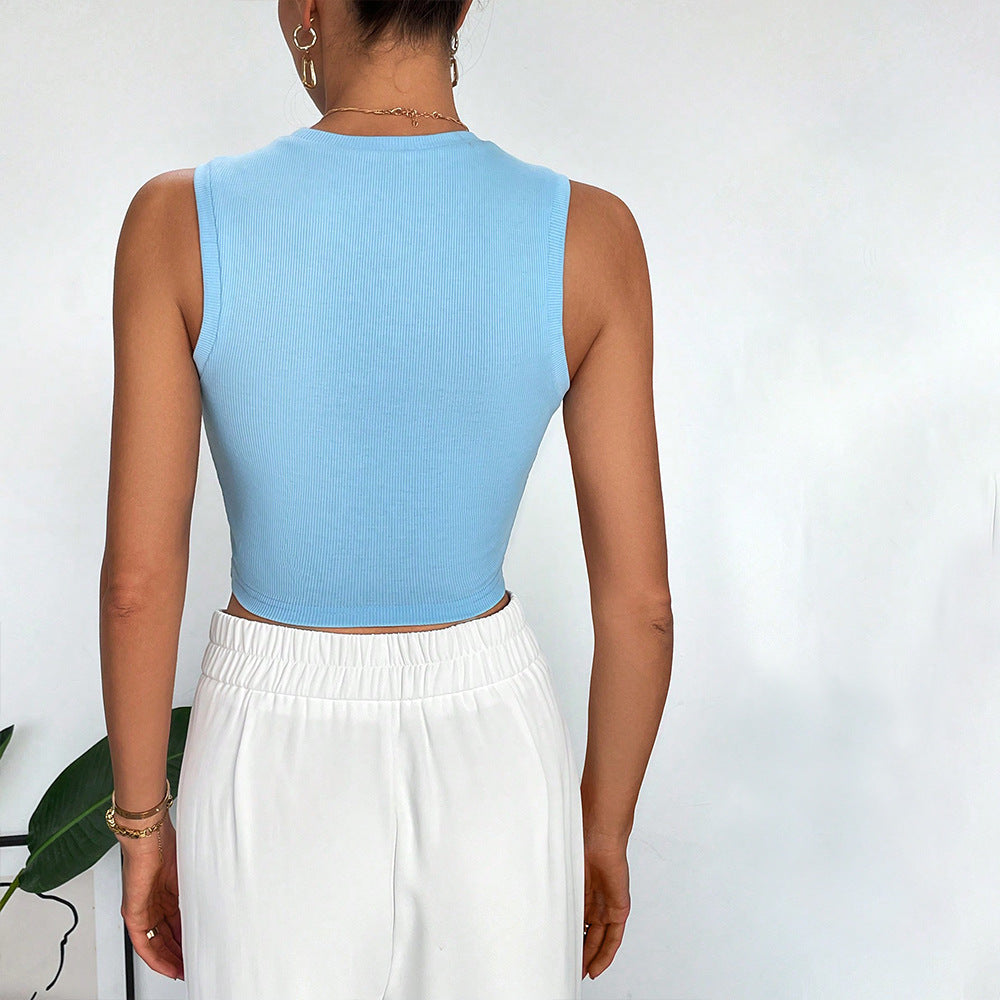 Kvinnors kortärmad tanktopp med elegant knutdesign Mirla-Eva Jonsson
