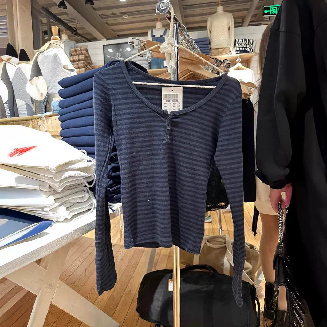 Kvinnors långärmad Henley skjorta med fina ränder Mirla-Eva Jonsson