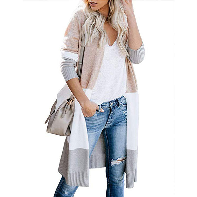 Kvinnors långärmad cardigan i modern färgblockdesign Mirla-Eva Jonsson