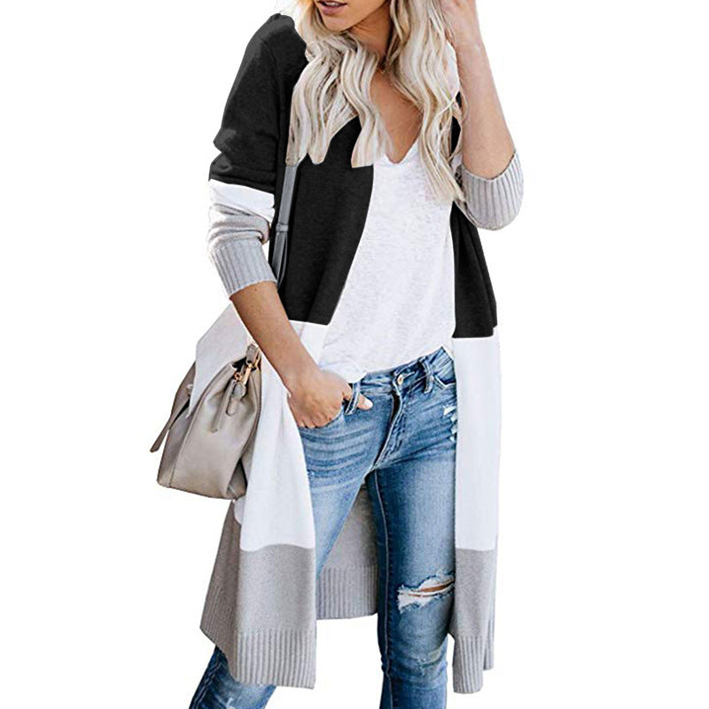 Kvinnors långärmad cardigan i modern färgblockdesign Mirla-Eva Jonsson