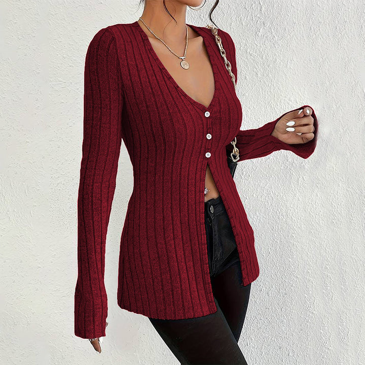 Kvinnors långärmad cardigan med fin ribbad textur och eleganta knappdetaljer Mirla-Eva Jonsson