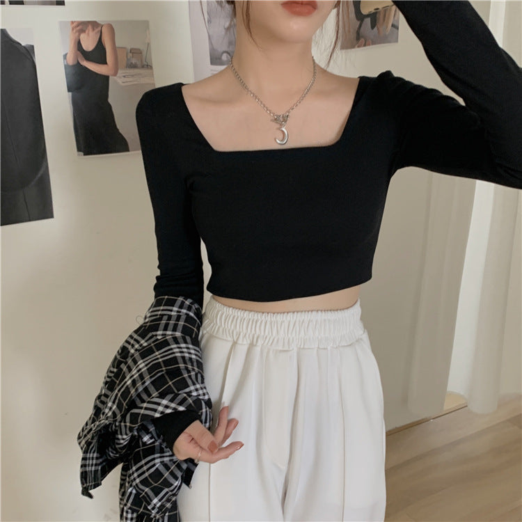 Kvinnors långärmad crop top med elegant fyrkantig halsringning och smickrande passform-Eva Jonsson