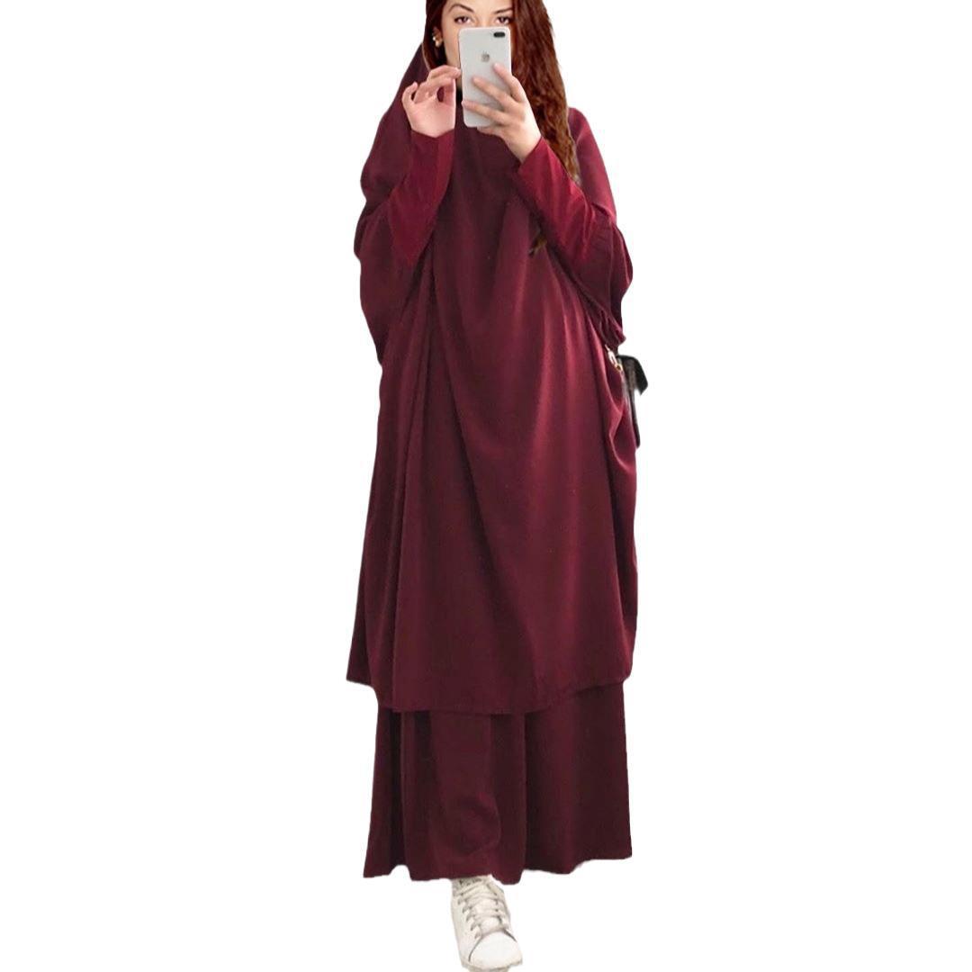 Kvinnors långärmad kaftan med elegant snitt och bred design Mirla-Eva Jonsson