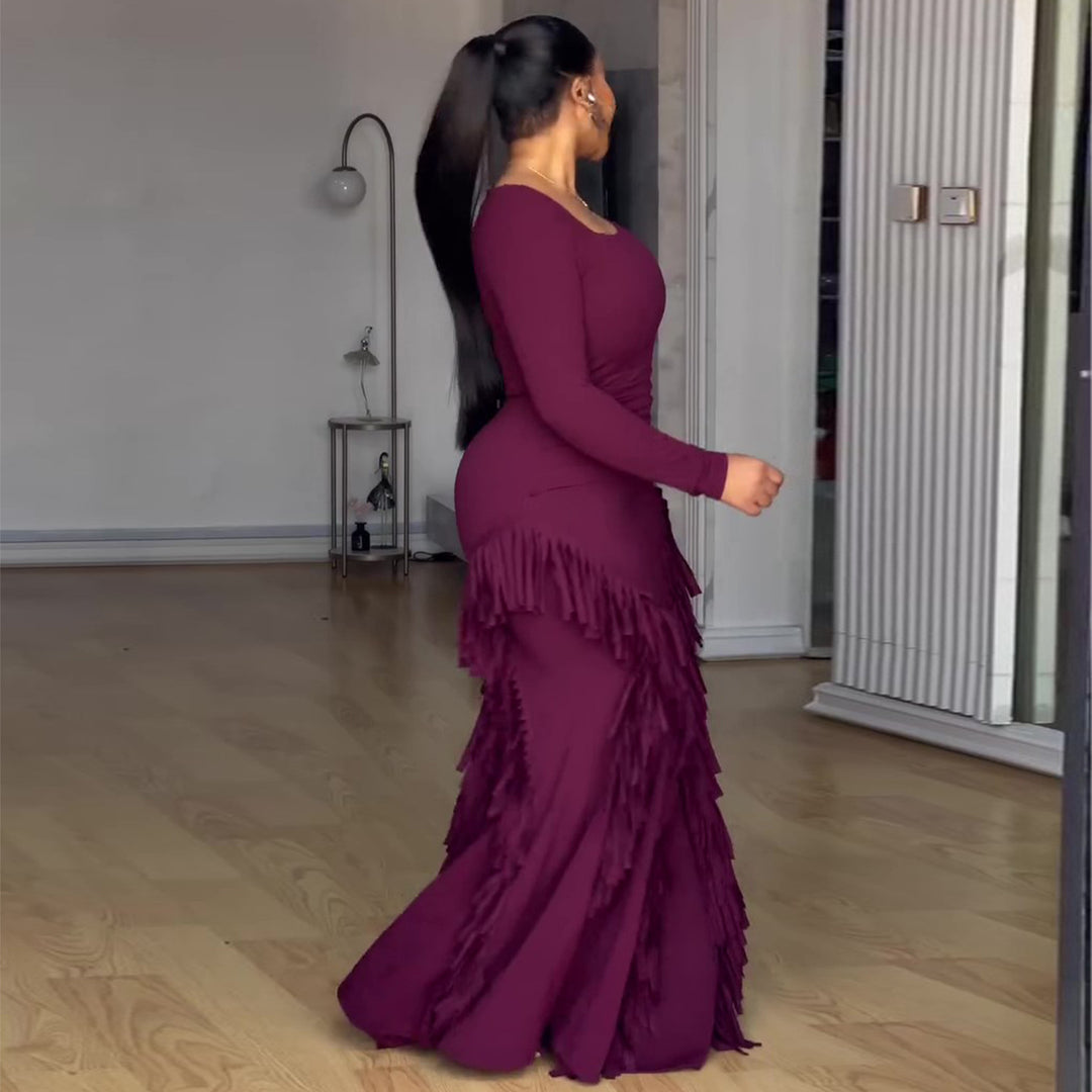 Kvinnors långärmad maxiklänning med voluminös frans och figurnära snitt-Eva Jonsson
