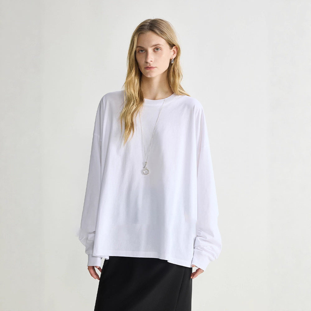 Kvinnors långärmad skjorta i minimalistisk design Mirla-Eva Jonsson