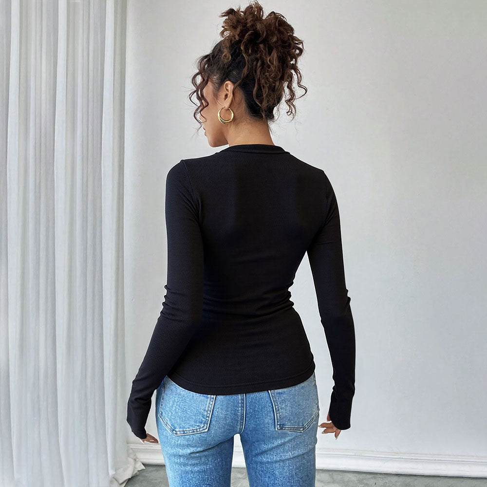 Kvinnors långärmad skjorta med asymmetrisk utskärningsdesign och trendiga ringdetaljer Mirla-Eva Jonsson