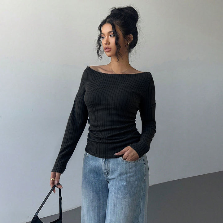 Kvinnors långärmad skjorta med off-shoulder passform och elegant samling Mirla-Eva Jonsson