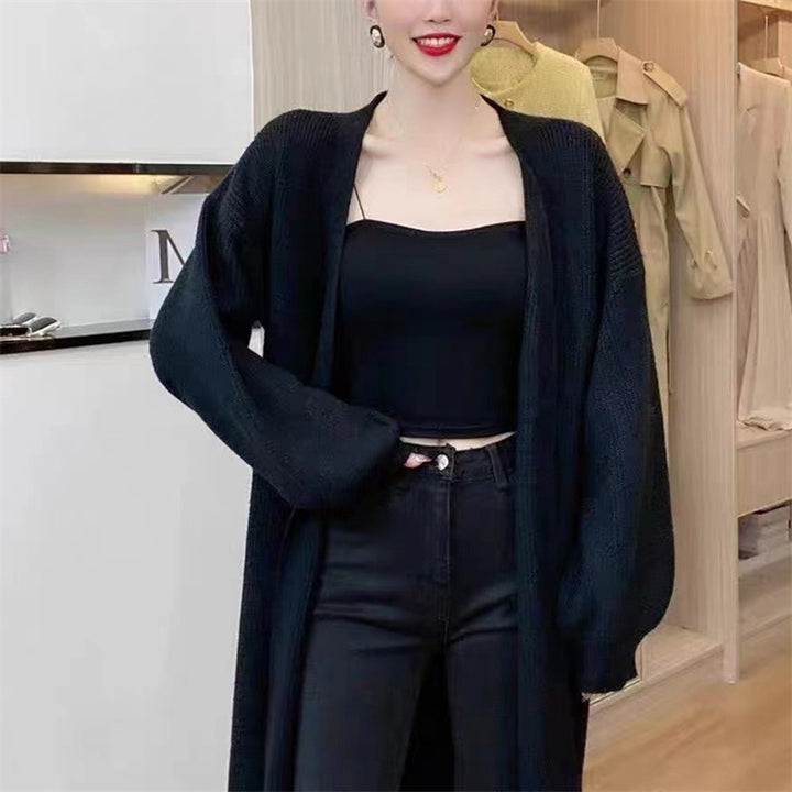 Kvinnors långärmad stickad cardigan med mjukt och voluminöst material Mirla-Eva Jonsson