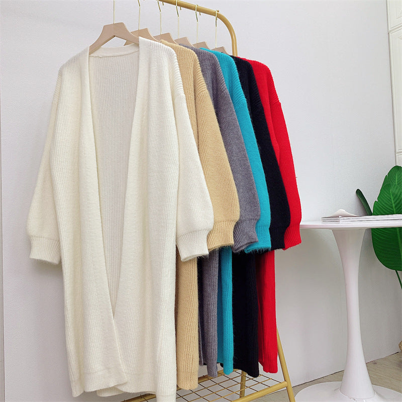 Kvinnors långärmad stickad cardigan med mjukt och voluminöst material Mirla-Eva Jonsson