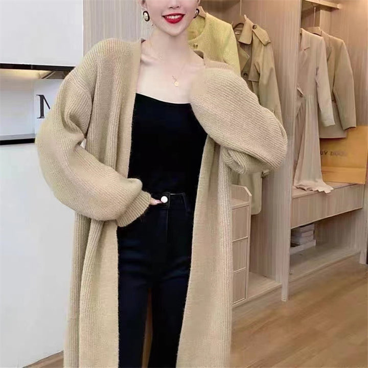 Kvinnors långärmad stickad cardigan med mjukt och voluminöst material Mirla-Eva Jonsson