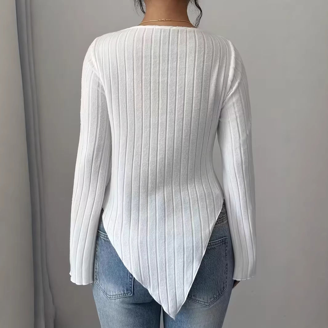 Kvinnors långärmad topp med asymmetrisk fåll och strukturerad ribbdesign Mirla-Eva Jonsson