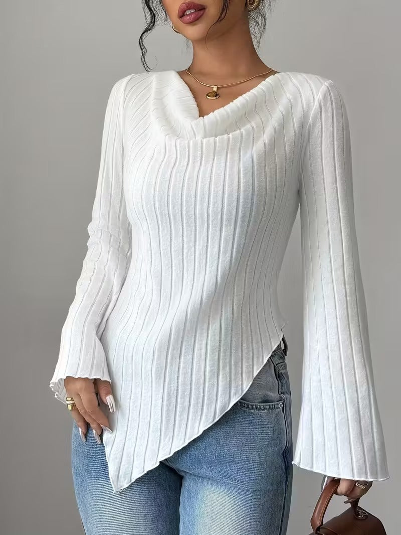 Kvinnors långärmad topp med asymmetrisk fåll och strukturerad ribbdesign Mirla-Eva Jonsson