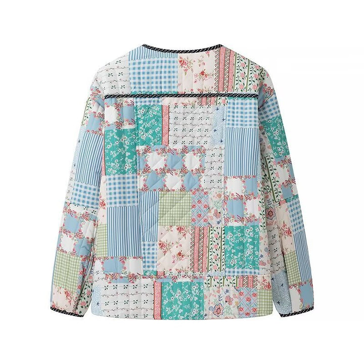 Kvinnors lapparjacka med stilren design och praktiska fickor Mirla-Eva Jonsson