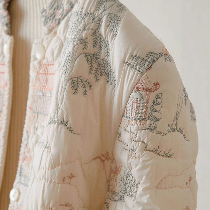 Kvinnors lätt vadderad jacka med eleganta broderier Mirla-Eva Jonsson