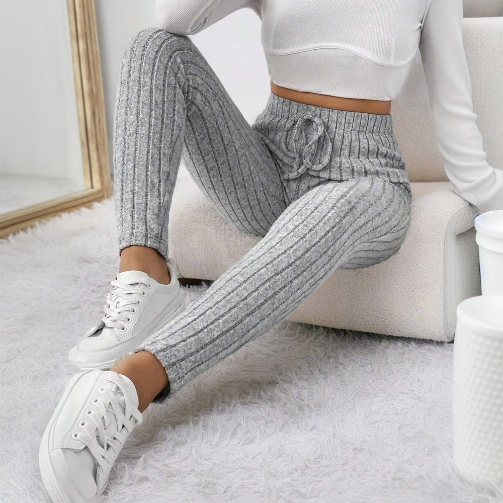 Kvinnors leggings med fint ribbat mönster och elastisk midja Mirla-Eva Jonsson
