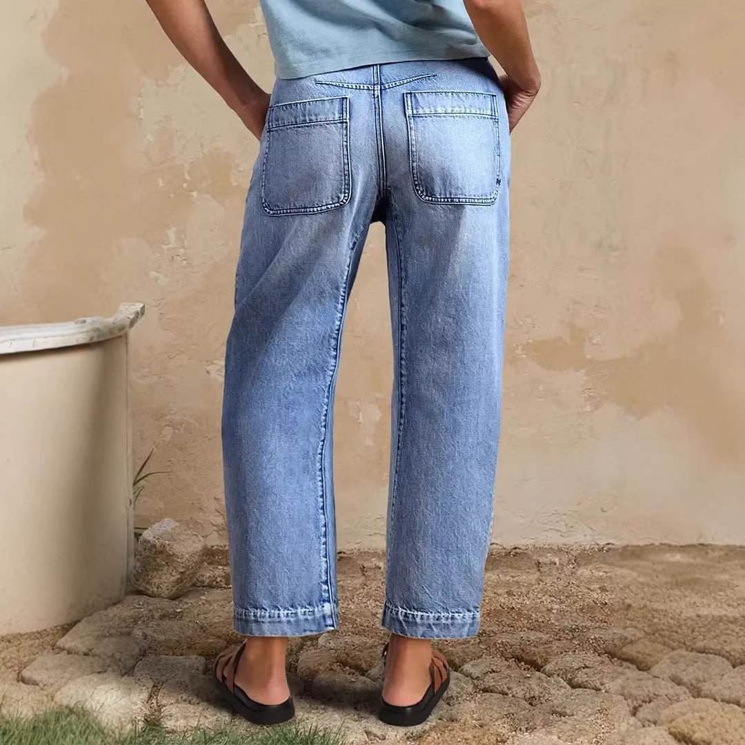 Kvinnors lösa jeans med stilren cropped passform och hög midja-Eva Jonsson