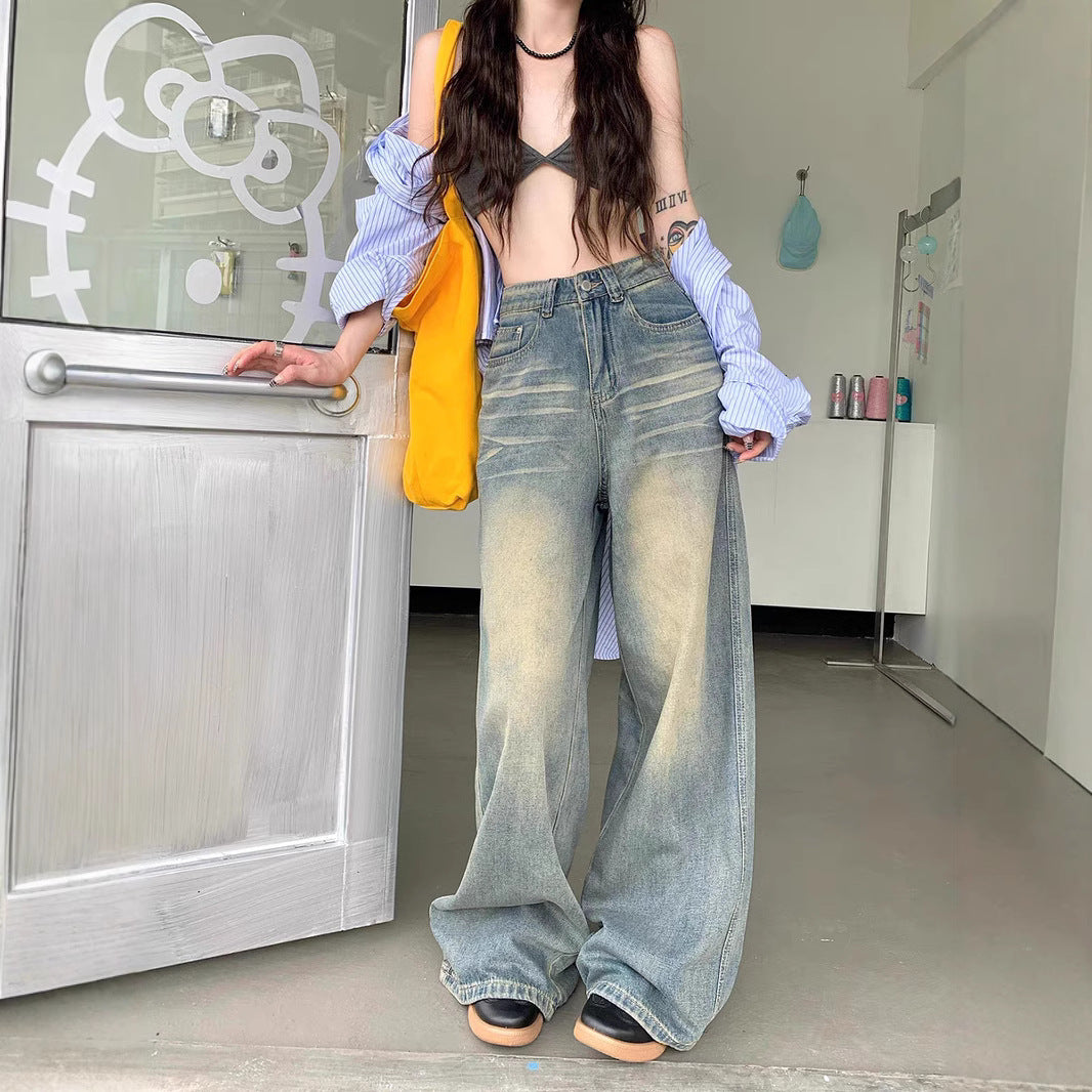 Kvinnors löst passande jeans med vintageeffekter Mirla-Eva Jonsson