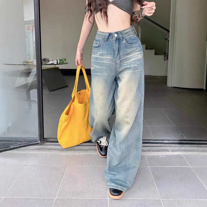 Kvinnors löst passande jeans med vintageeffekter Mirla-Eva Jonsson