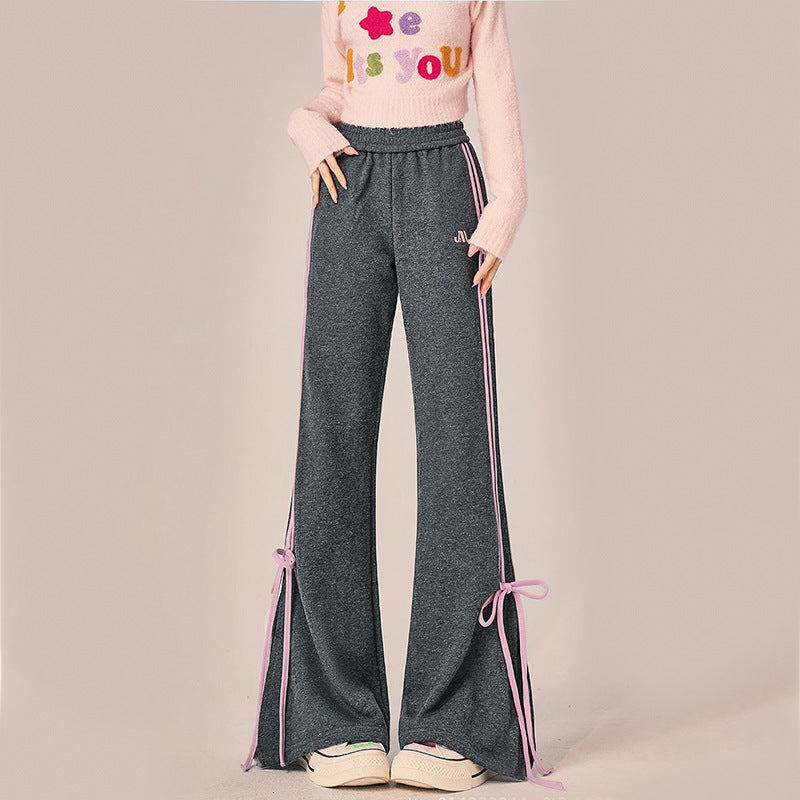 Kvinnors löst sittande fritidsbyxor med dekorativa snörband Mirla-Eva Jonsson