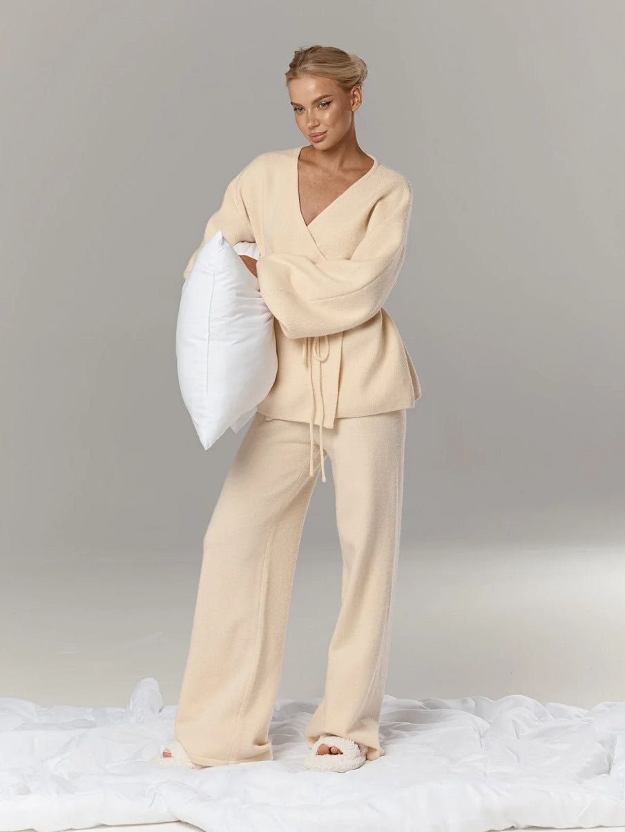 Kvinnors lounge set med avslappnad kimono topp och bekväma byxor Mirla-Eva Jonsson
