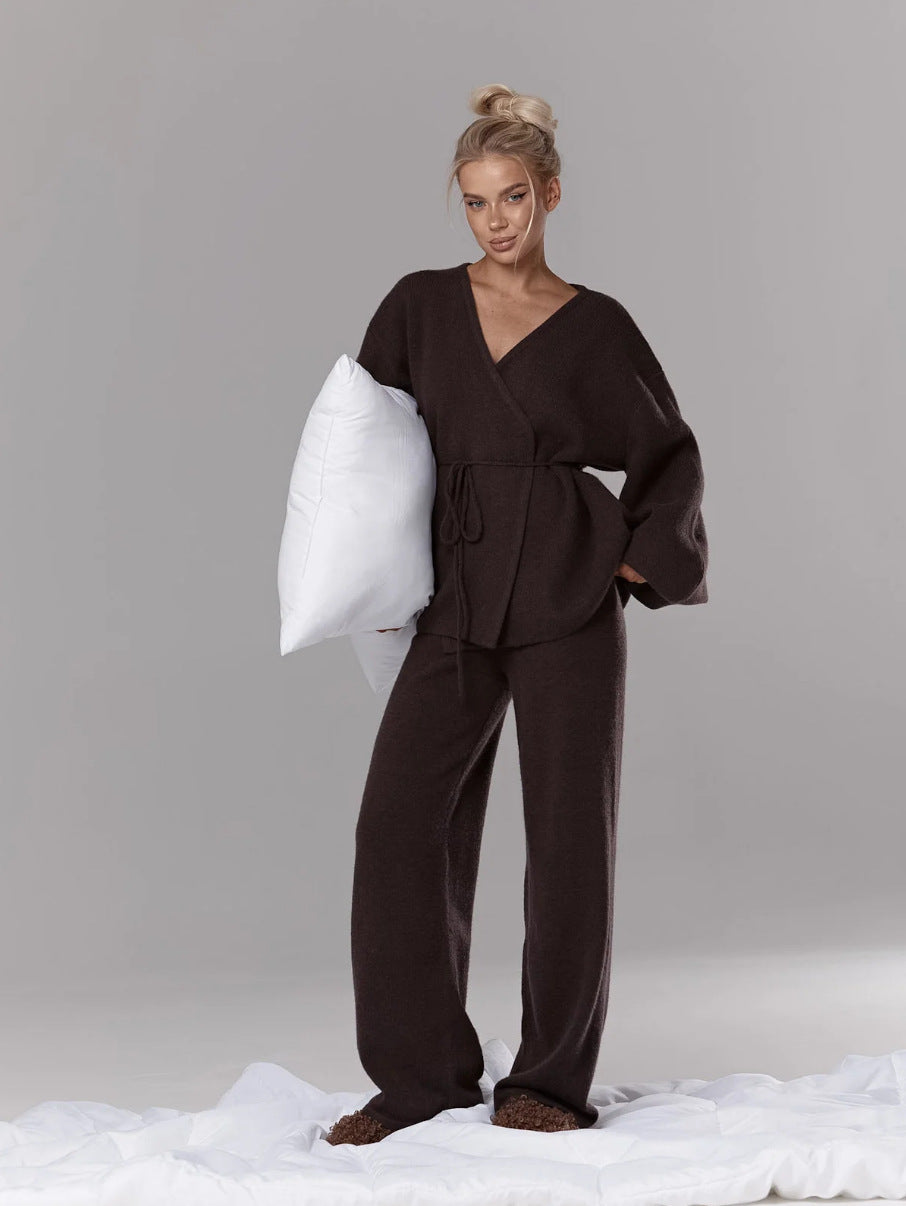 Kvinnors lounge set med avslappnad kimono topp och bekväma byxor Mirla-Eva Jonsson